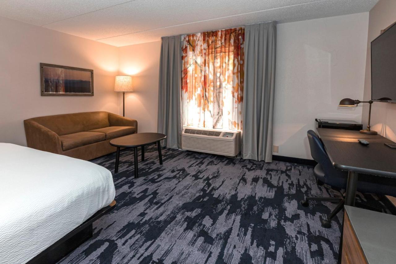 Fairfield Inn By Marriott Evansville West Exterior photo