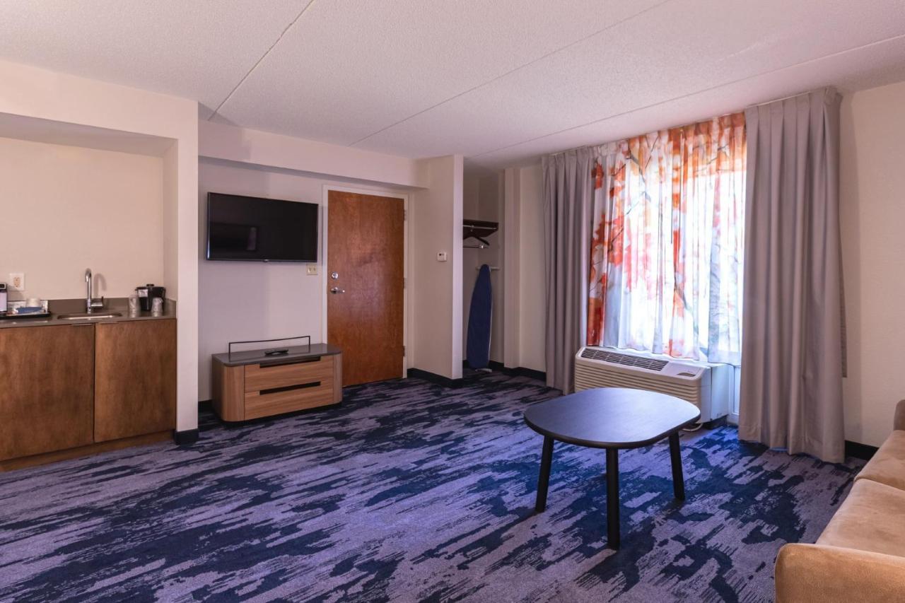 Fairfield Inn By Marriott Evansville West Exterior photo