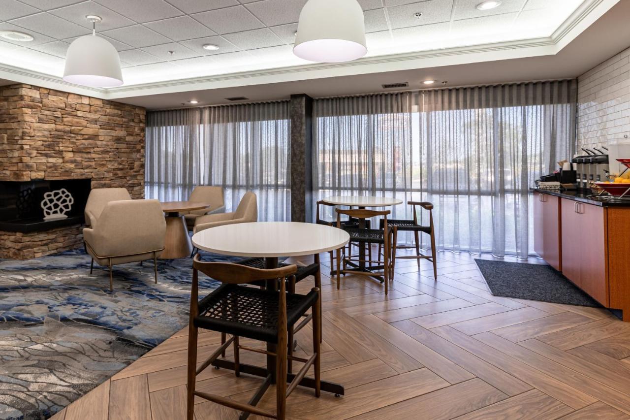 Fairfield Inn By Marriott Evansville West Exterior photo