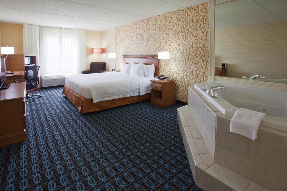 Fairfield Inn By Marriott Evansville West Exterior photo